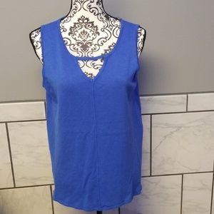 Joseph A keyhole NWT top